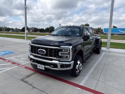 2023 Ford Super Duty F-350 DRW Lariat