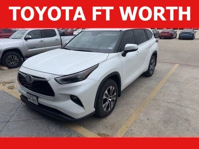 2023 Toyota Highlander XLE