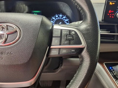 2024 Toyota Sienna XLE