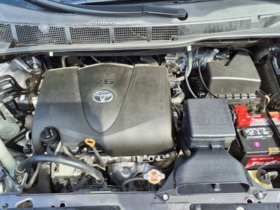 2017 Toyota Sienna XLE Premium