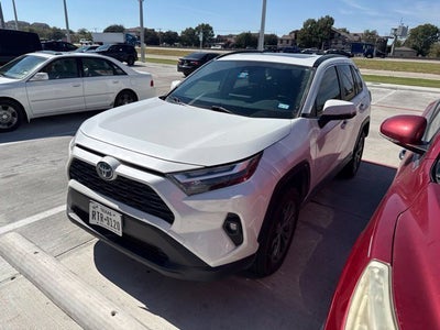 2022 Toyota RAV4 XLE Premium