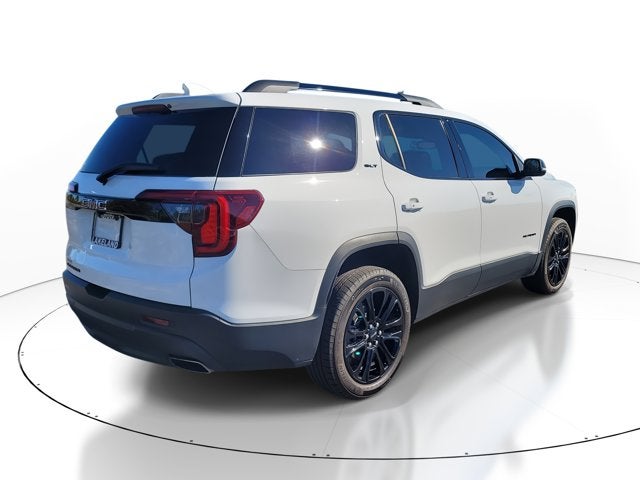 2022 GMC Acadia SLT