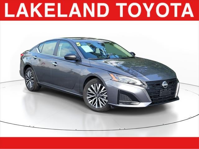 2025 Nissan Altima SV - Photo 32