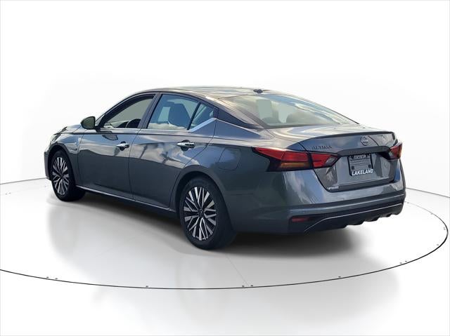 2025 Nissan Altima SV - Photo 35