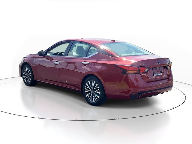 2025 Nissan Altima SV - Photo 5
