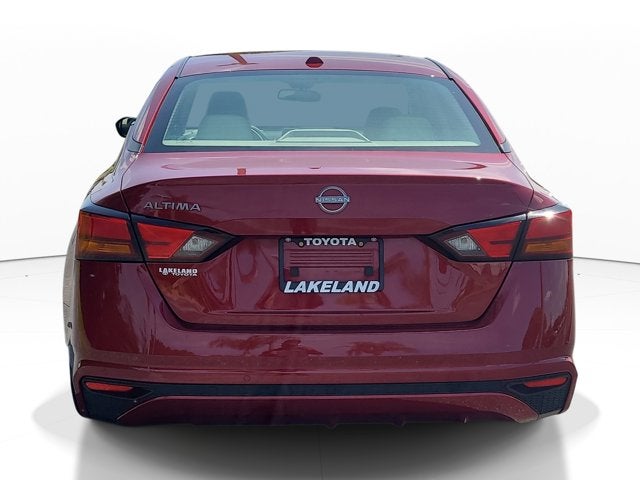 2025 Nissan Altima SV - Photo 6