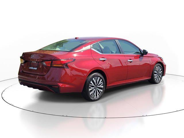 2025 Nissan Altima SV - Photo 37
