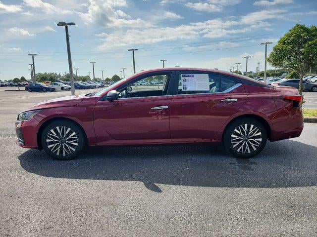 2025 Nissan Altima SV - Photo 38