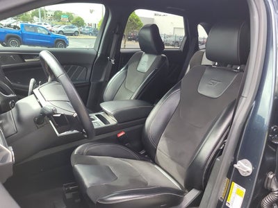 2022 Ford Edge ST