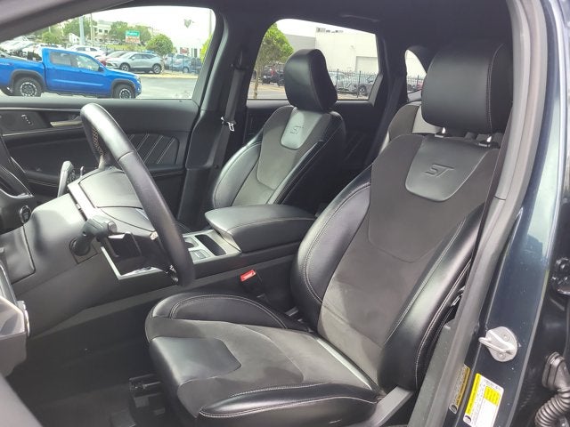 2022 Ford Edge ST