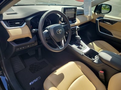 2025 Toyota RAV4 XLE Premium