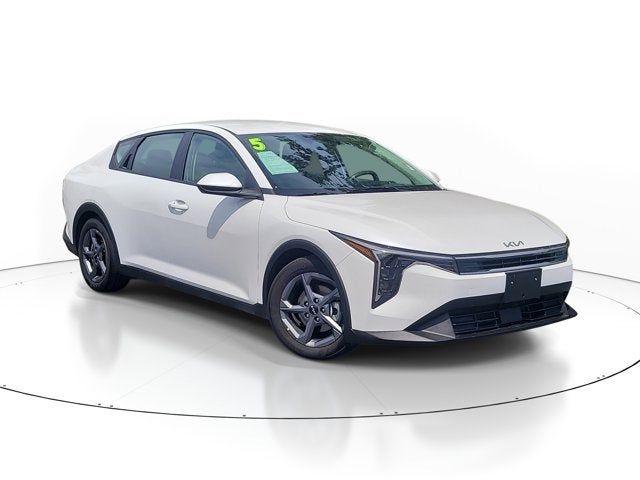 2025 Kia K4