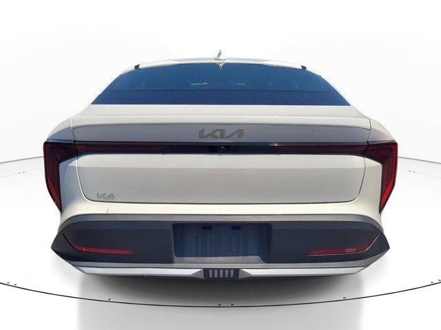 2025 Kia K4 LXS - Photo 36