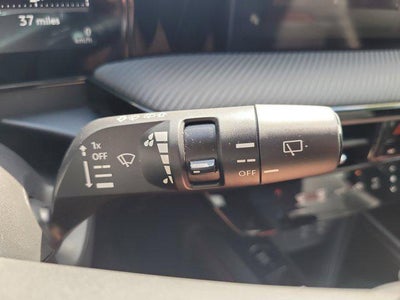 2025 Nissan Kicks MPV SR