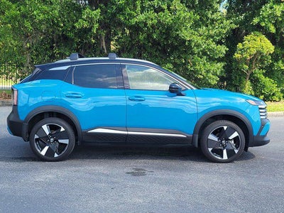 2025 Nissan Kicks MPV SR