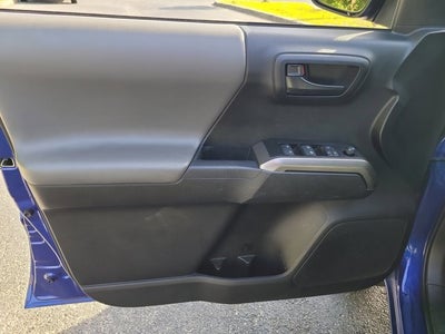 2023 Toyota TACOMA SR5 SR5