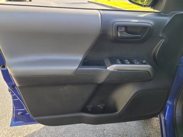 2023 Toyota TACOMA SR5 SR5