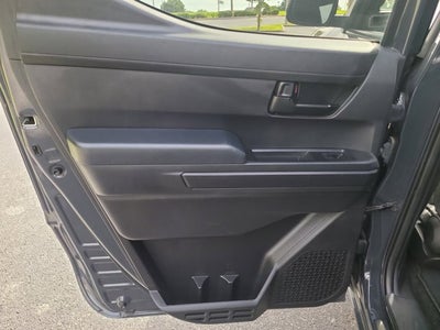2024 Toyota TACOMA SR5 SR5