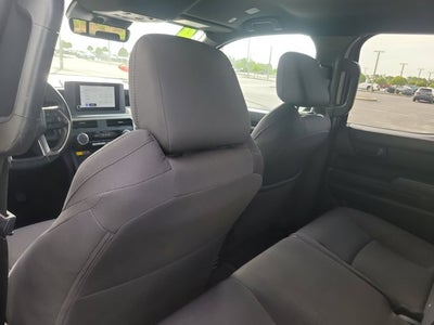 2024 Toyota TACOMA SR5 SR5