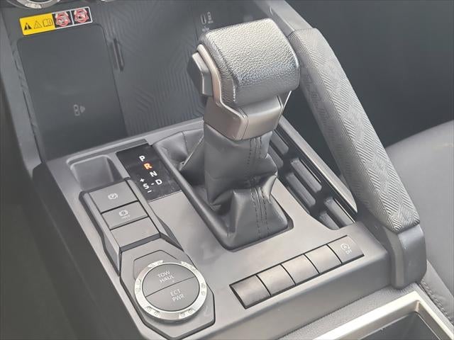 2024 Toyota TACOMA SR5 SR5