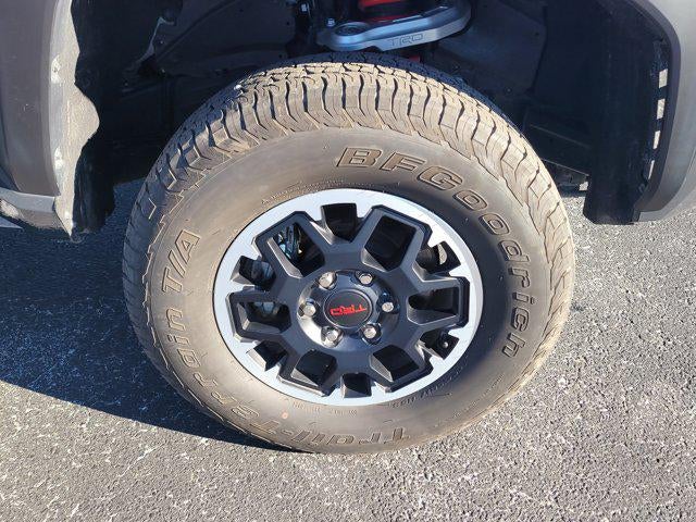 2025 Toyota TACOMA TRD OFFRD TRD Off Road