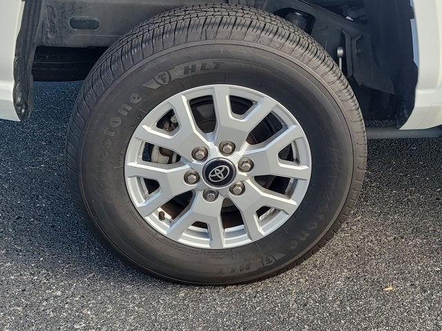 2024 Toyota Tacoma 4WD SR5