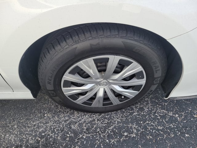 2018 Toyota Camry Hybrid LE