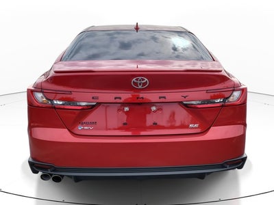 2025 Toyota Camry SE