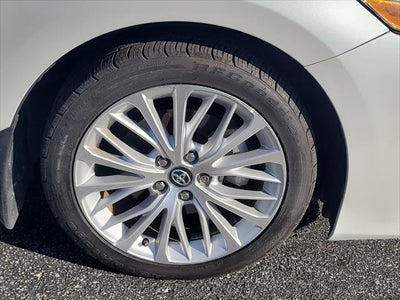 2020 Toyota Camry Hybrid Hybrid XLE