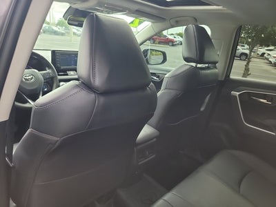 2022 Toyota RAV4 Hybrid Hybrid XLE Premium