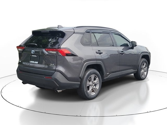 2022 Toyota RAV4 Hybrid XLE