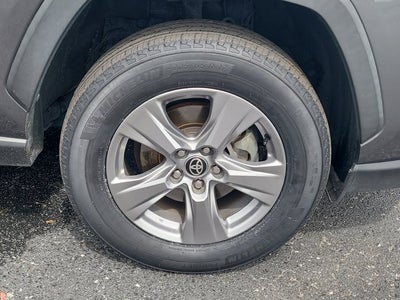 2022 Toyota RAV4 Hybrid XLE