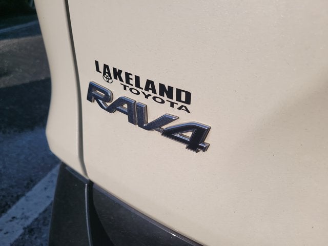 2022 Toyota RAV4 Hybrid Hybrid SE