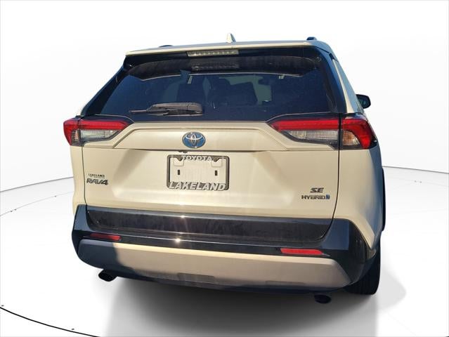 2022 Toyota RAV4 Hybrid Hybrid SE