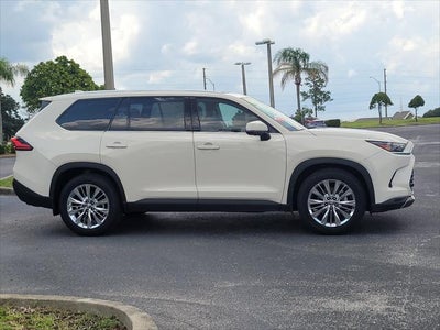 2024 Toyota Grand Highlander Platinum