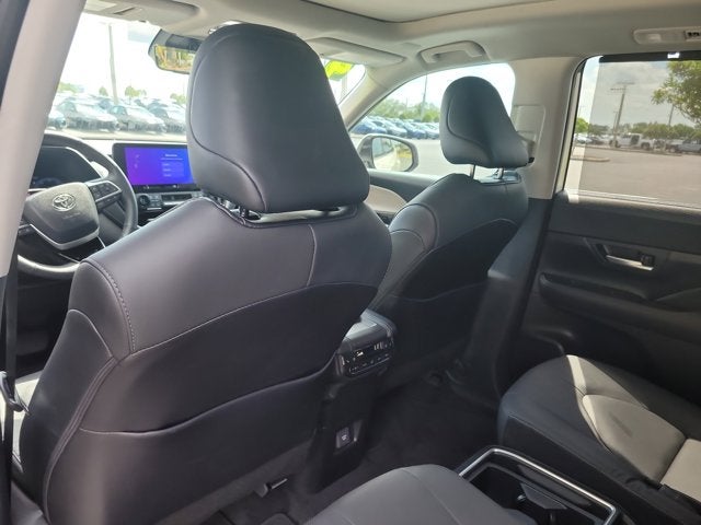 2024 Toyota GRAND HIGHLANDER Platinum