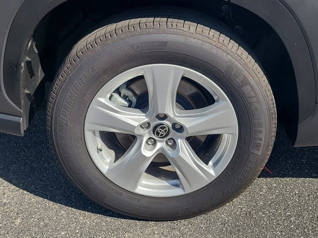 2025 Toyota HIGHLANDER LE