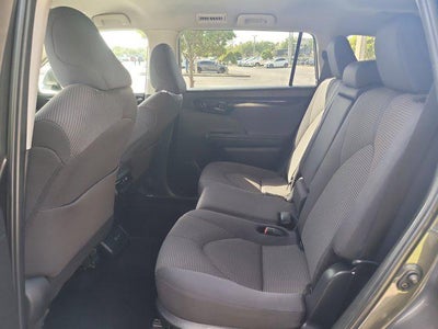 2025 Toyota HIGHLANDER LE