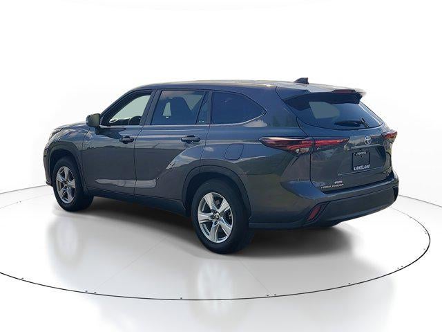 2025 Toyota HIGHLANDER LE