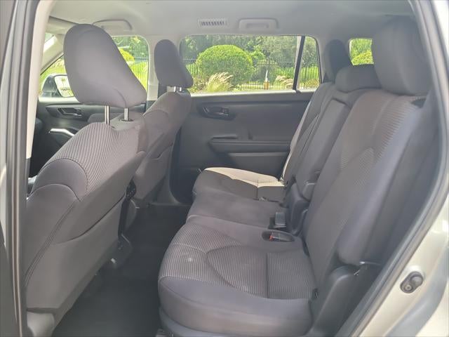 2025 Toyota Highlander LE - Photo 47