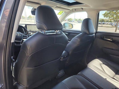 2023 Toyota HIGHLANDER XLE