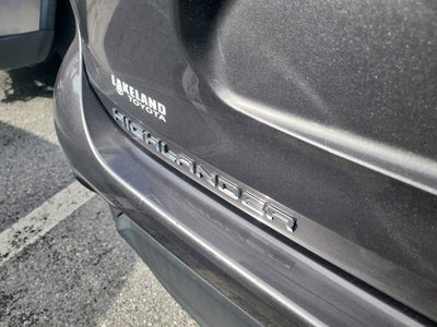 2023 Toyota Highlander L