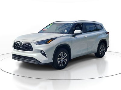 2024 Toyota Highlander XLE