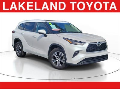 2024 Toyota Highlander XLE