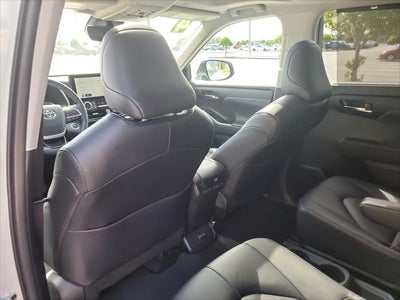 2024 Toyota Highlander XLE