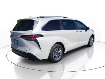 2025 Toyota SIENNA LIMITED Limited