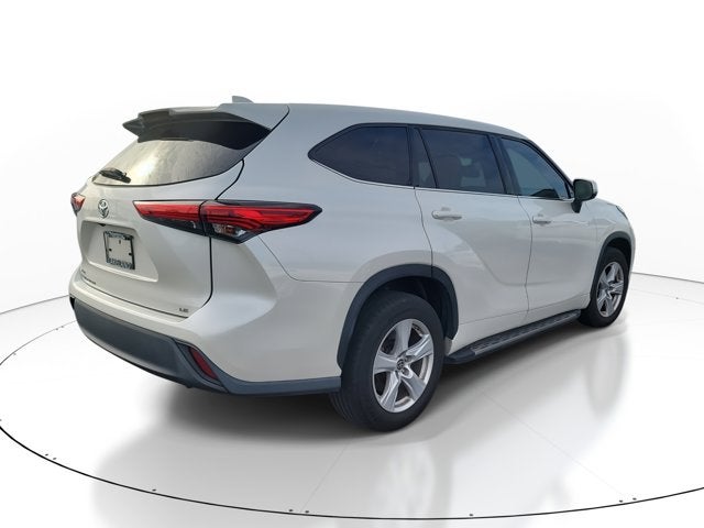 2021 Toyota Highlander LE