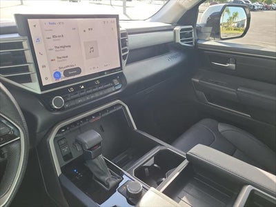 2022 Toyota Tundra SR5