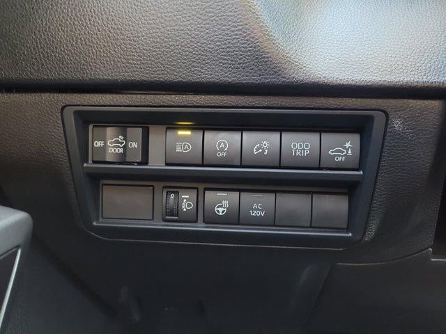 2026 Toyota TUNDRA 4X4 SR5