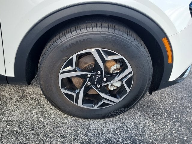 2025 Kia Sportage LX - Photo 10